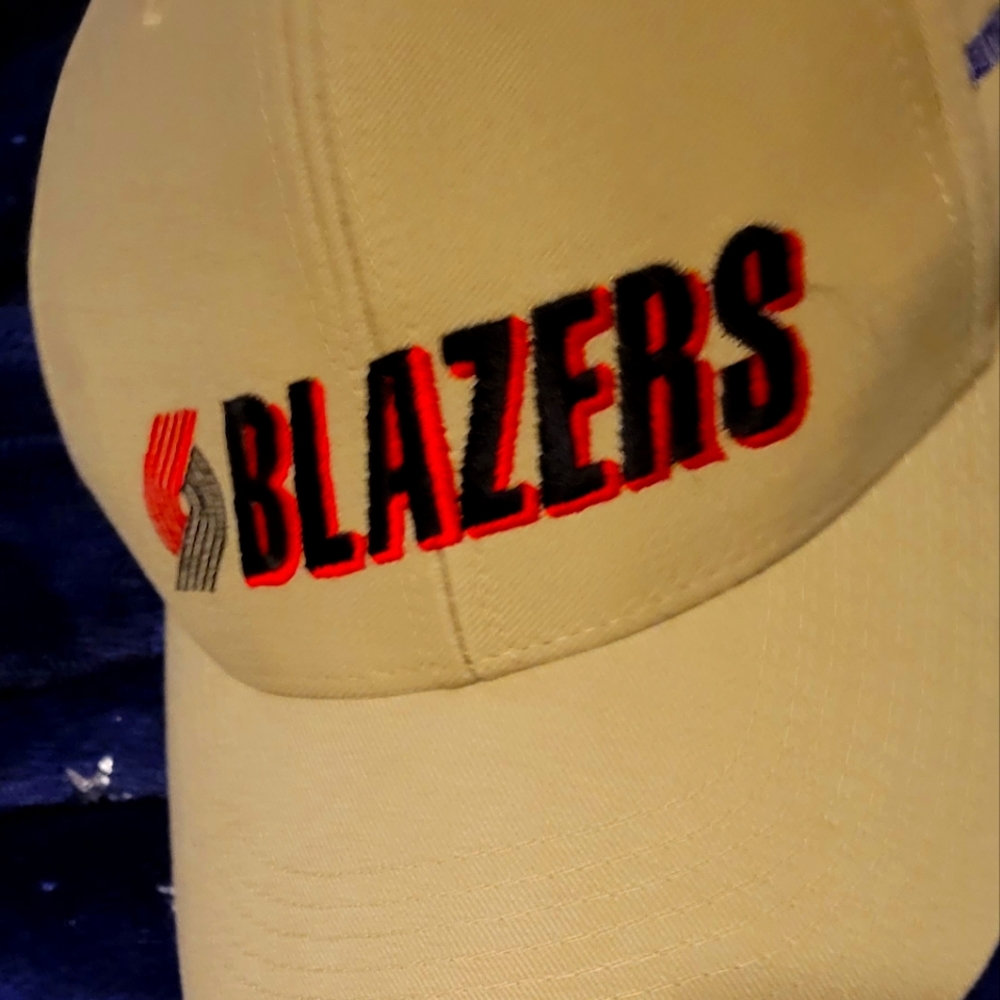 Portland Trailblazer logo baseball cap,velcro closure, clean, seldom worn